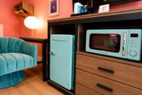 Studio Lit King-Size