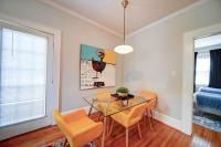 Bright and Restful 2BR near Uptown with Balcony - Chambres d'hôtes Charlotte