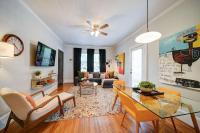 Bright and Restful 2BR near Uptown with Balcony - B&B Charlotte