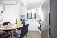 Athenean Modern Escape near Marina Floisvos - B&B Athens