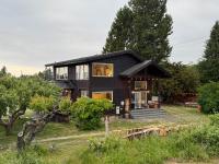 Homestead Villa - HotTub & Sauna Retreat - B&B Port Angeles
