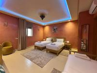 Chambre Triple avec Salle de Bains Privative