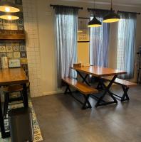 Mira Apartments 2BR Apartment in Nadi Free Parking & WiFi - Bed and Breakfast Naidi