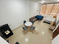 Cozy Apartment in Downtown Baños del Inca - Bed and Breakfast Los Baños del Inca