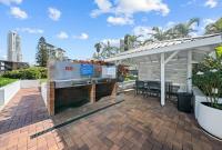 Absolute Beachfront 3BR Apartment Ocean Views Pool Spa & Tennis Court - B&B Costa Dorada