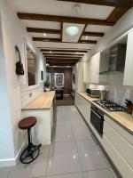 4 Bedroom Buttercup Cottage - Chambres d'hôtes Patrington