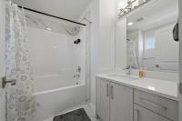 3BHK Peaceful Spacious Close to Airport - B&B Edmonton