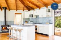 Hidden Orchard - Pet Friendly - 4 Mins Walk to Beach - B&B Callala Bay