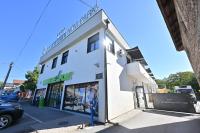 Lux apartmani Novi Park - Bed and Breakfast Vrdnik