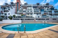 Penthouse Paradisus - pool&sea view by LovelyStay - Chambres d'hôtes Caniço