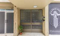 Rue - 2-BR Apartment & Balcony in Mar Mikhael - Chambres d'hôtes Beyrouth