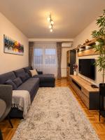 Apartment Iris Sky View - Ferienwohnung Belgrad