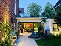 Architecturally designed Garden flat with free Parking - Ferienwohnung London