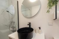 Casa Serafina VP1 by Rent-a-key - Bed and Breakfast Porto Moniz