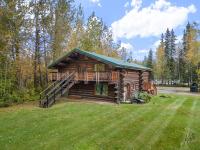 Tucked Away Timber Upper Suite - Bed and Breakfast Fairbanks