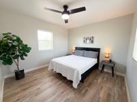 Cozy Entire Home Gateway to Sequoia Pet Friendly - Ferienwohnung Visalia