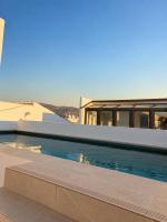 Avanel Fénix Pool - B&B Ronda