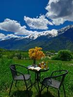 Chopliani Guest House Mezri - B&B Mestia