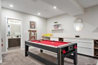Karaoke, pool table, air hockey, sleeps 14 - Ferienwohnung Calgary