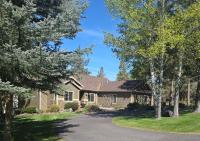 Tipsy Turtle RunningY Crater Lake Sleeps 12 - B&B Terminal City