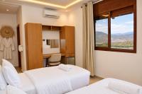Twin Room with Mountain View