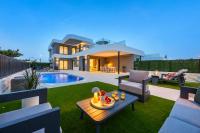 Villa con 3 Camere da Letto
