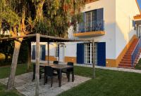 M&M House - Ribatejo - B&B Monte de Lucas