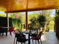 Beachside Flat, Gjiri i Lalzit, Garden and Balcony - B&B Draç