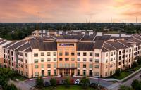 Stunning Pool View 2 Bedroom Apartment in Spring, TX - B&B Spring