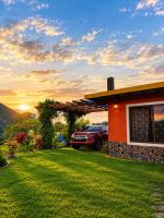 Romántico Refugio de Montaña - Vista, Starlink & Relax - B&B San Carlos