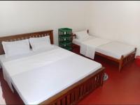 Basic Triple Room