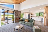 Hamptons Retreat - 1BR with Hot Tub and Fireplace - Bed and Breakfast Prebbleton