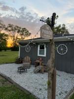 Rustic Barn Retreat - Ferienwohnung Beecher