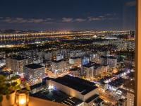 Sky lounge with Han River view, Ilsan Lake Park, KINTEX, Goyang Sports Complex, Gimpo Airport- Landmark Stay in Ilsan - B&B Goyang-si