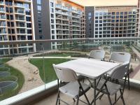 Beachfront 2BR Maids Room Khorfakkan Airmyhome - Bed and Breakfast Khawr Fakkān