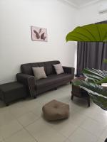 Comfy Palm Court Sekilau Kuantan 3 Bedroom 8 pax - B&B Kuantan