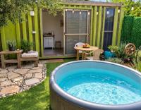 בצל עץ הזית - Bed and Breakfast Qatsir