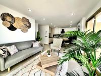 Fuengirola Gem - Sea Views - Walk to Everything - Ferienwohnung Fuengirola