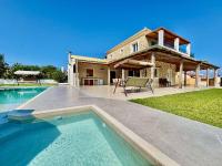Villa La Bella Sofia with private pool by DadoVillas - B&B Róda