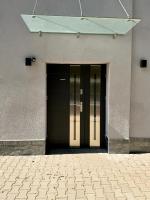Wrocław Airport Standard Studio by BookingHost - B&B Breslavia