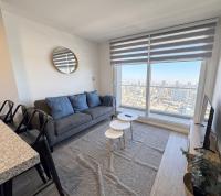 1D1B I Cerca del Movistar Arena Santiago - B&B Santiago