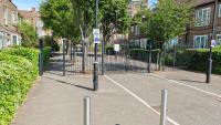 Ladbroke Grove 1 Bed Flat - Sleeps 4 - Near Station - Fast Wi-Fi - B&B Londra