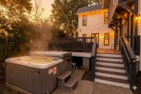 Large Grand East Nash 4Br Hot Tub - B&B Nashville