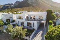 Legacy Villa Voelklip Sea & Mountain Views - B&B Hermanus