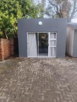 284 On Circular 1 - B&B Port Elizabeth
