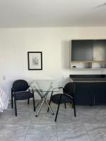 Kitnet Ótimo Custo Benefício - Ferienwohnung Monte Mor