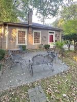 66 Center - Carriage House - B&B Eureka Springs