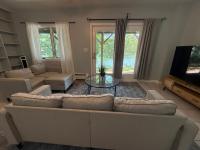 3 Bedrooms Ocean Front Cottage - B&B Brunswick