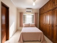 bairro Vila Carvalho - casa grande 4 quartos - garagem para 4 carros - B&B Campo Grande