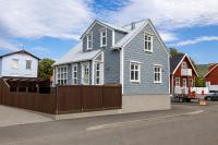 AK Center - Hot Tub Villa - B&B Akureyri